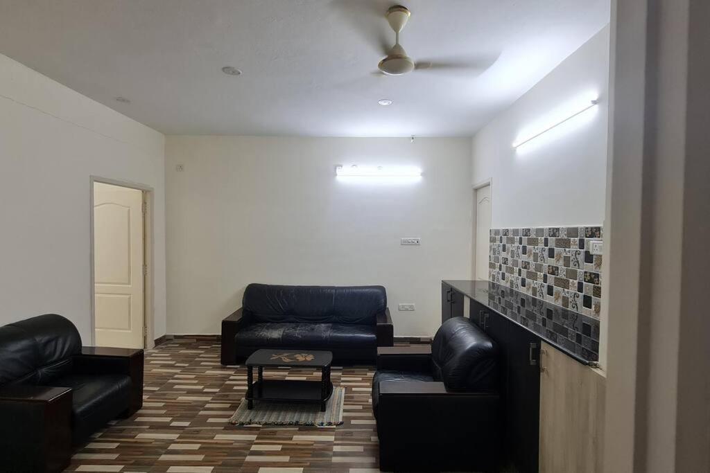 Kamalam 2 Bhk - Non Ac Villa โคอิมบาทอร์ ภายนอก รูปภาพ